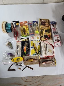 Assorted Fishmans lot: Crankbait Knife Hook Line Float Luhr Jensen Bass Pro Shop - Picture 1 of 17