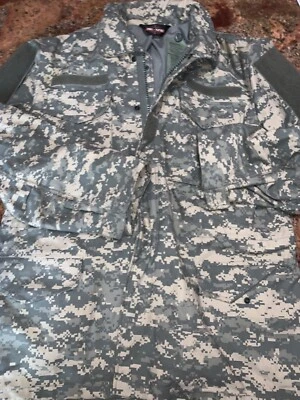 TRU SPEC cold weather Digital Camo heavy Jacket Coat Size Medium - Image 1 of 4