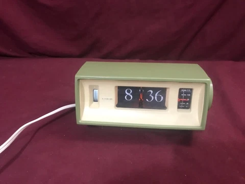 Vintage Copal Flip Clock Model Caslon 701 Made in Japan Tested and All Working Cover