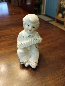 Vintage Porcelain Figurine Musician-3.75" - Picture 1 of 8