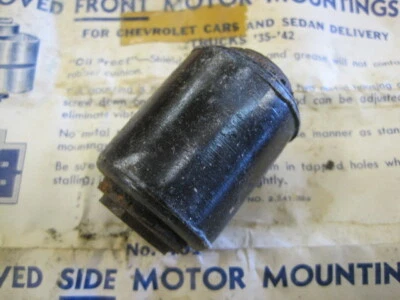 NORS Champ 品牌 1935-42 雪佛兰 pass 汽车和轿车配送侧电机支架 — 第 1/4 张图片