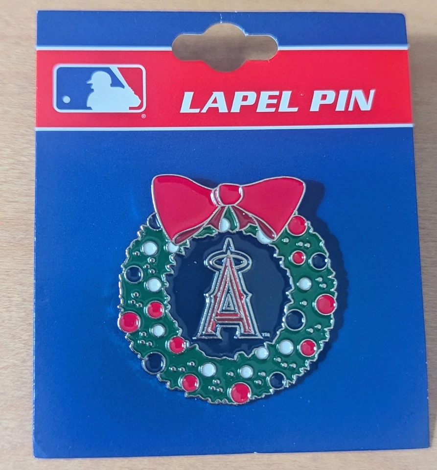 Anaheim Angels Christmas Wreath Pin - Image 1 of 1