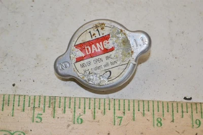 Honda CRF 250R 250X 450R 450X Radiator Fill Cap Cover 19037-KRN-003 2004-2015 Foto 1 de 2