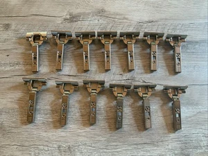 13 Stk. Blum Clip Top 70T359 Topfscharnier Eckanschlag 110° Utrusta Ikea Metod - Bild 1 von 3