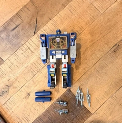 Vintage 1984 G1 Transformers Soundwave w/ Buzzsaw Pre-Rub Version - Image 1 of 4
