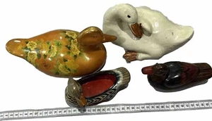 Stunning Vintage Lot of 4 Ceramic Duck Figures Hand Painted Very Good Condition - Picture 1 of 10