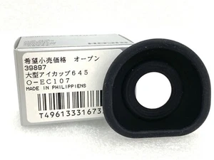 NEW PENTAX 645 Large Rubber Eyecup O-EC107 for Pentax 645D 645Z Medium Format - Picture 1 of 4