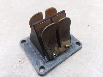  Yamaha 125 MX125 Engine Reed Valve Cage 1974 1975 AP-200  - Imagem 1 de 4