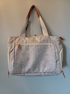 Mommore Grey Diaper/Breast Pump Bag Insulated Pockets Changing Pad Never Used - Picture 1 of 10