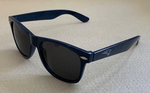 Sunglasses Game Promo Merchandise N. E. Patriots & nrg Energy Logo on Stems Blue Cover