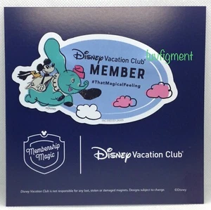 Disney Vacation Club Member Magnet Mickey & Pluto Flying Dumbo auf Karte Neu 2025 - Bild 1 von 2