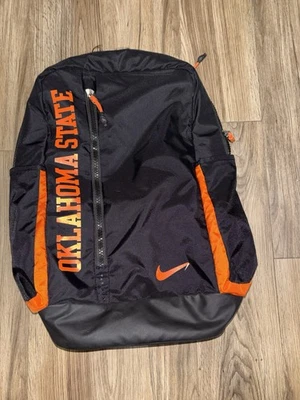 Mochila Nike Oklahoma State Cowboys Emitida por el Equipo Jugadores Exclusiva Negra Foto 1 de 4