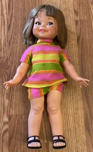 Vintage 1967 Ideal Giggles Puppe Original Neon Outfit und Sandalen kein Kichern - Bild 1 von 13