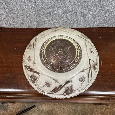 Araña de porcelana, pantalla de vidrio moldeado antiguo ~ 16,25" Foto 1 de 4