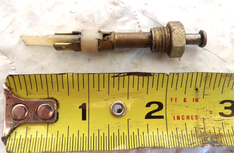 Interruptor de luz domo cortesía puerta Cadillac GM 1966-85 Foto 1 de 1