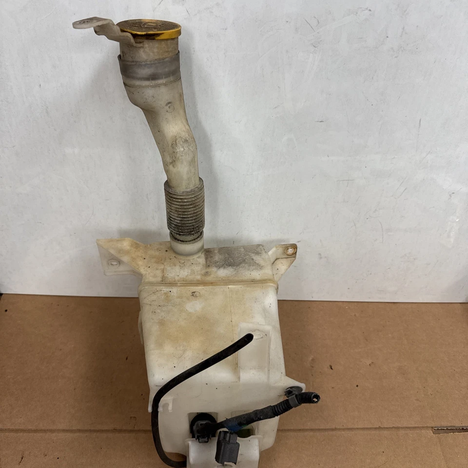 Subaru Impreza 2008 2009 2010 2011 parabrisas lavadora depósito botella sedán Foto 1 de 4