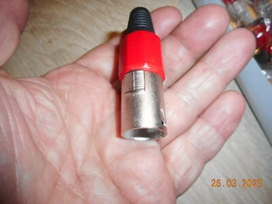 XLR Stecker 3polig 3 Kontakte / pins männlich schwarze Kappe Mikrofonstecker DJ - Bild 1 von 6
