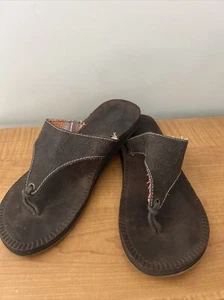 Sanuk Mosey Up Sandal Women’s Size 11 Brown Tooled Leather Yoga Mat Footbed - Picture 1 of 4