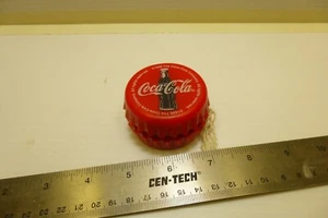 Coca-Cola YoYo Form wie ein Flaschenverschluss (1998) - Bild 1 von 3