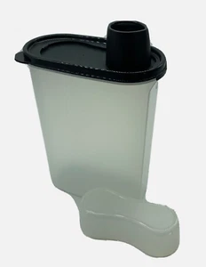 Contenedor modular Tupperware Mate #4 con tapa de caño de vertido negro taza medidora - Imagen 1 de 2