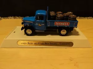 1993 MATCHBOX MODELS OF YESTERYEAR 1939 BEDFORD STAKE BED TOOHEYS TRUCK DIE CAST - Picture 1 of 8