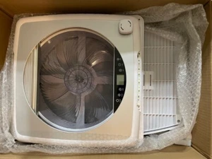 RV fan Deluxe 10 Speed auto All-In-One Vent, Shield & Fan; Built-In Rain Shield - Picture 1 of 6
