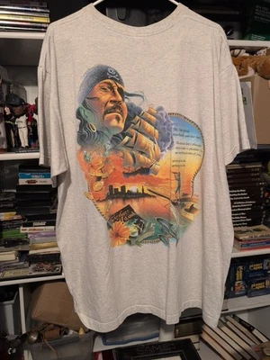 Camiseta Margaritaville Pirate Looks At 40 - Imagem 1 de 4