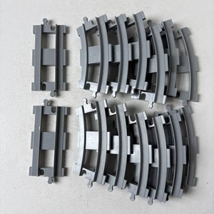 Lego Duplo Train Track Oval Lot 14 Pieces Light Gray 12 Curve 2 Straight - Picture 1 of 3