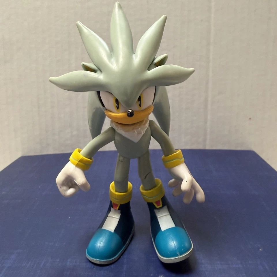 Figura de acción Jakks Pacific Sonic the Hedgehog Silver 2021 4" Sega suelta usada en excelente estado Foto 1 de 4