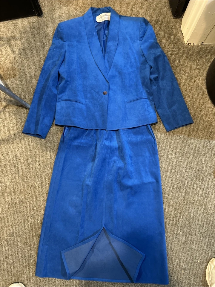 Vintage 1980s Nordstrom Gallery Signatures Russell Taylor Royal Blue Ultra Suede - Image 1 of 4