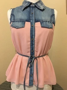 Top de mezclilla y rayón con botones talla M - Imagen 1 de 6