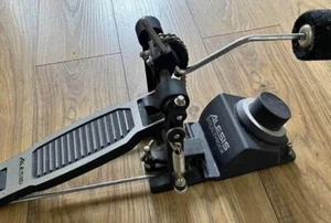 Alesis Ersatz Stealthkick E-Drum Kick Pad. Bass Drum Trigger - Bild 1 von 5
