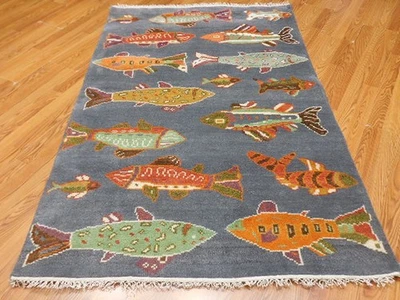 Alfombra moderna de diseño de animales marinos peces turcos de alta calidad 4x6 pies Foto 1 de 4