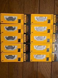 DeWalt DWHT11011 Large Hook Utility Blades 50 Pack - Picture 1 of 5