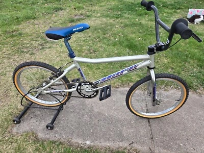 OLD SCHOOL BMX 1996 HARO GROUP 1 ELITE SERIES 20" BICICLETA BMX VINTAGE RARA HTF - Imagem 1 de 4