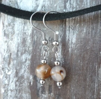 Piccoli orecchini in pietra agata leggeri, acciaio inossidabile, handmade - Immagine 1 di 3