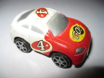 machinina      auto  sportiva   plastica - Immagine 1 di 3