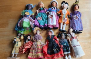 Vtg 11 Asst Ethnic Dolls Baitz/Sabra/woven/Husk/Trinidad - Picture 1 of 7