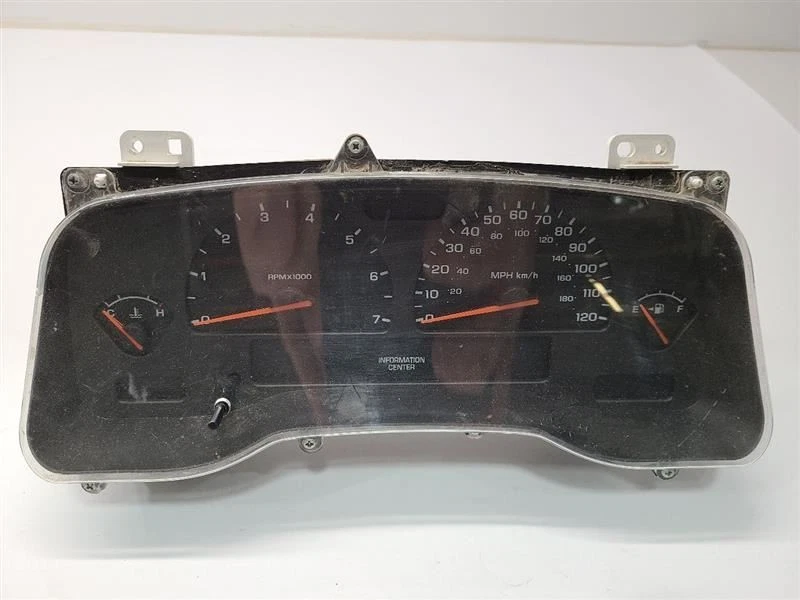 2004 04 DODGE DAKOTA SPEEDOMETER - Image 1 of 4