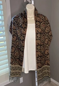 Lord & Taylor Scarf - Picture 1 of 10