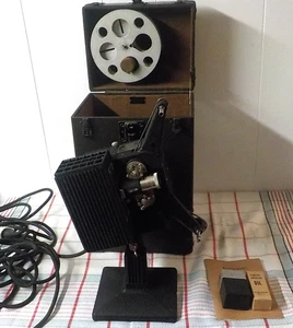 Kodak Kodascope Model E 16mm Cine Film Projector Made In USA - Picture 1 of 11