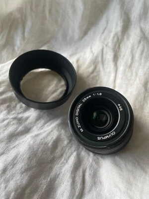 Olympus M.Zuiko Digital 25mm F/1,8 Objetivo para Micro Cuatro Tercios - Imagen 1 de 3