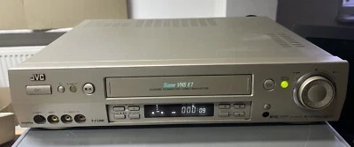 JVC HR-S8700 S-VHS-Videorecorder SVHS-ET TBC 3-DNR + TBC - geprüft vom Händler - Bild 1 von 4