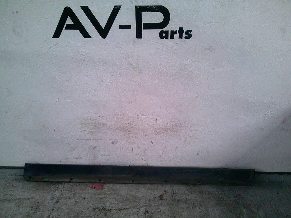 Original Volvo V70 I 1 Seitenschweller Schweller Verkleidung Abdeckung rechts - Bild 1 von 4