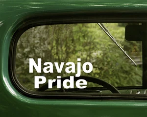2 PEGATINAS NAVAJO ORGULLO Calcomanía nativa americana para parachoques ventana coche camión computadora portátil - Imagen 1 de 1