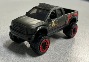 Hot Wheels HW Remote Adventures '10 Toyota Tundra Green Pack Fresh LOOSE - Picture 1 of 2