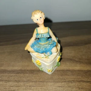 RAR Vintage 80er kleines Mädchen Ballerina Resin Figur Figur Herz Schmuckschatulle - Bild 1 von 7