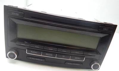 VW T5 / Multivan / CD RADIO / OHNE RADIOCODE / 7H0035186A (BY178) - Bild 1 von 4