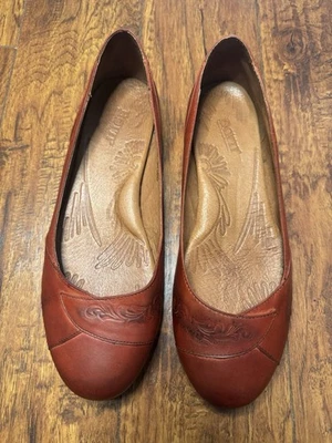 Sapatilhas femininas Born Adour Ballet de couro vermelho tamanho 10 - Imagem 1 de 4
