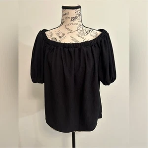 Top Anthropologie nero spalle scoperte manica a sbuffo scollo elastico casual XS - Foto 1 di 8
